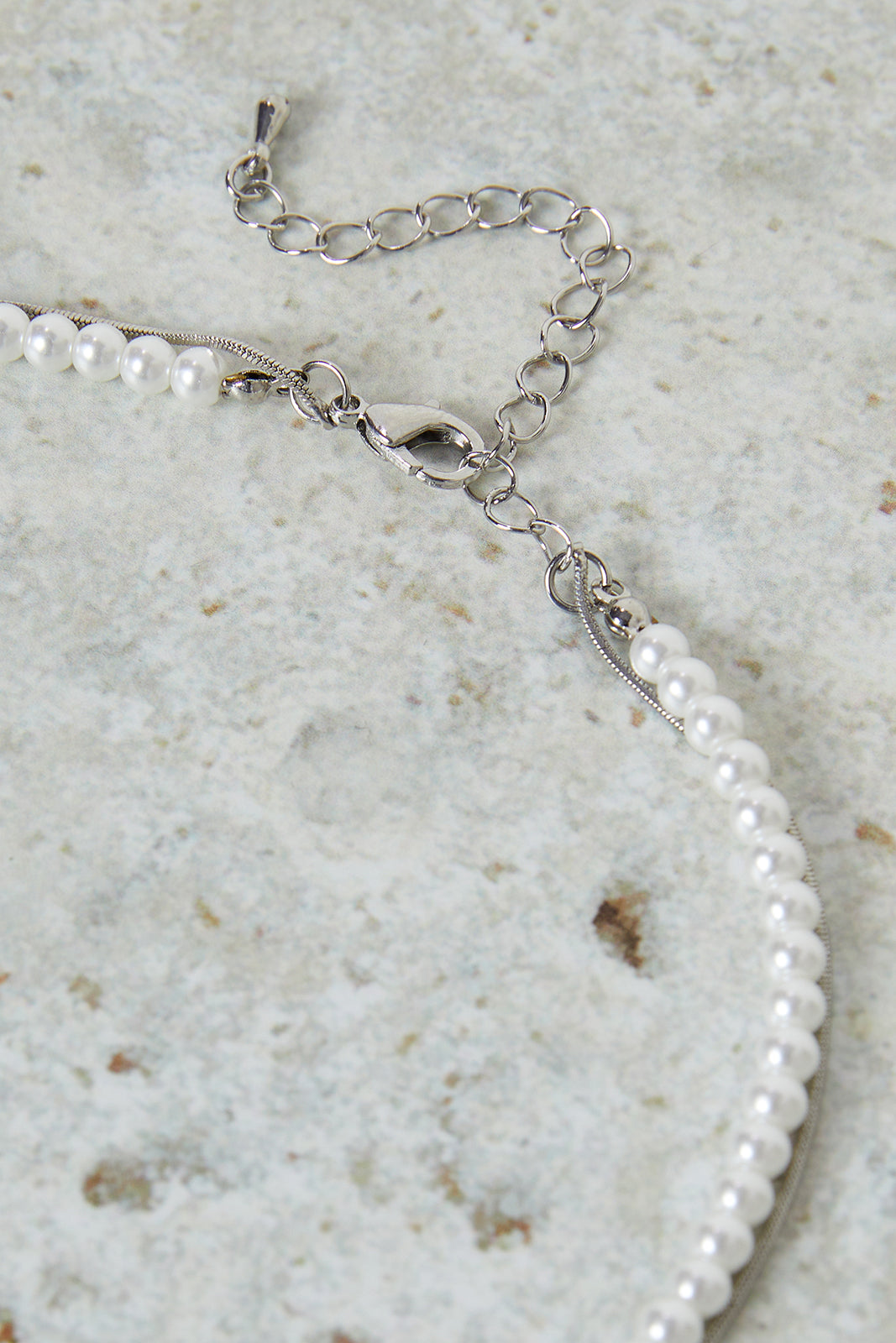 Women Silver Embellished Necklace