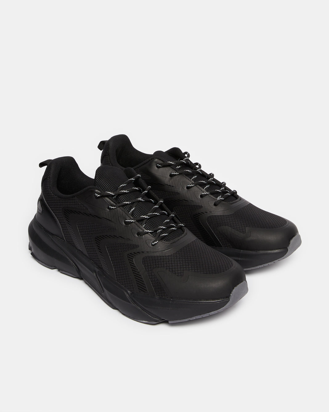 Men Black Material Block Trainer