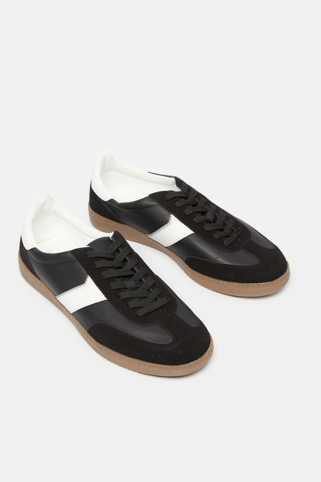 Men Black Material Block Sneakers