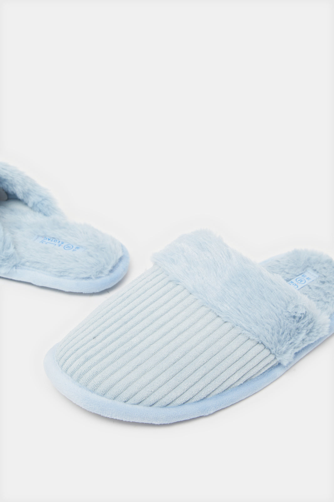 Women Blue Closed Toe Slipper