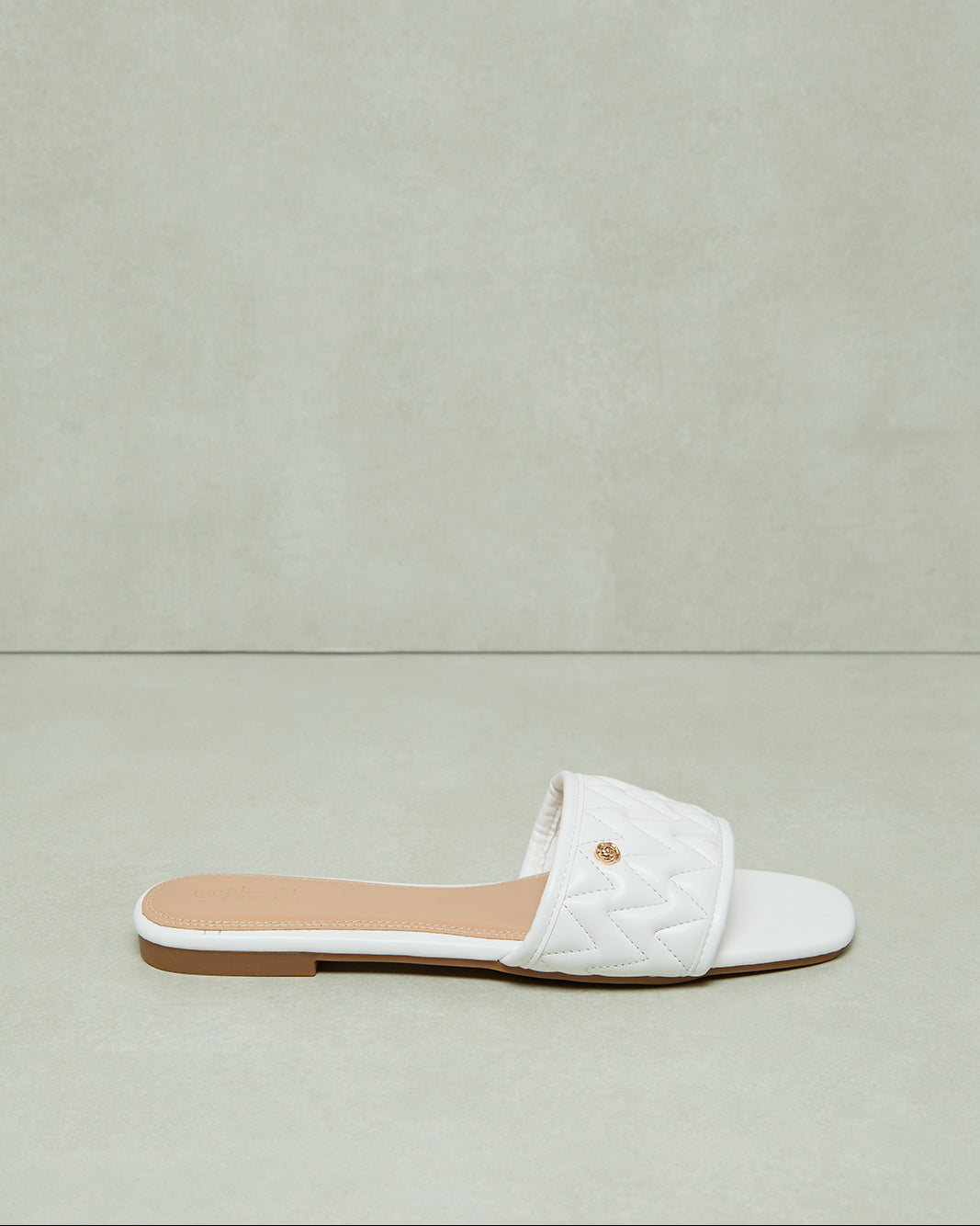 Women White Quilted Mule