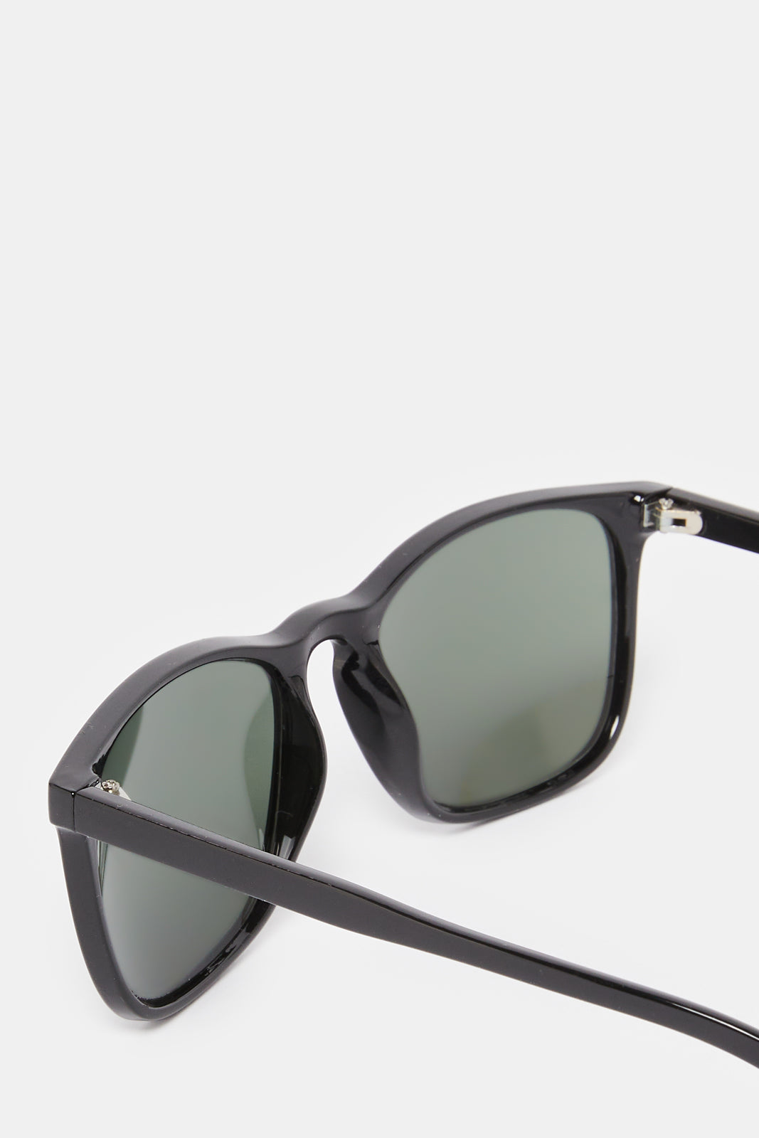 Men Black Wayfarer Sunglasses
