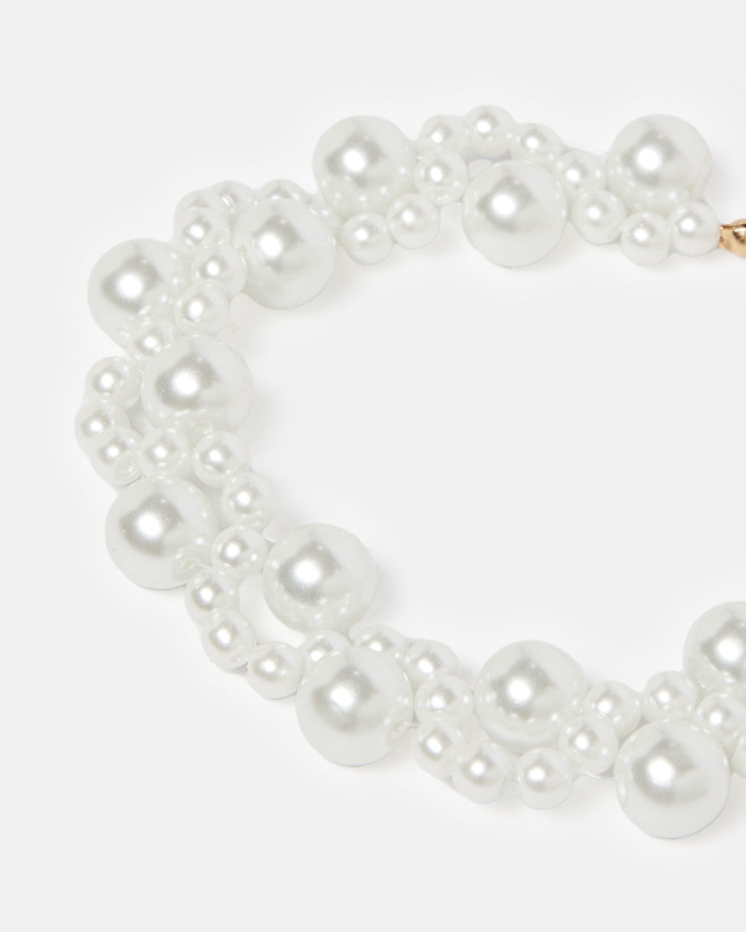 Women White Embellished Pearl Bracelet
