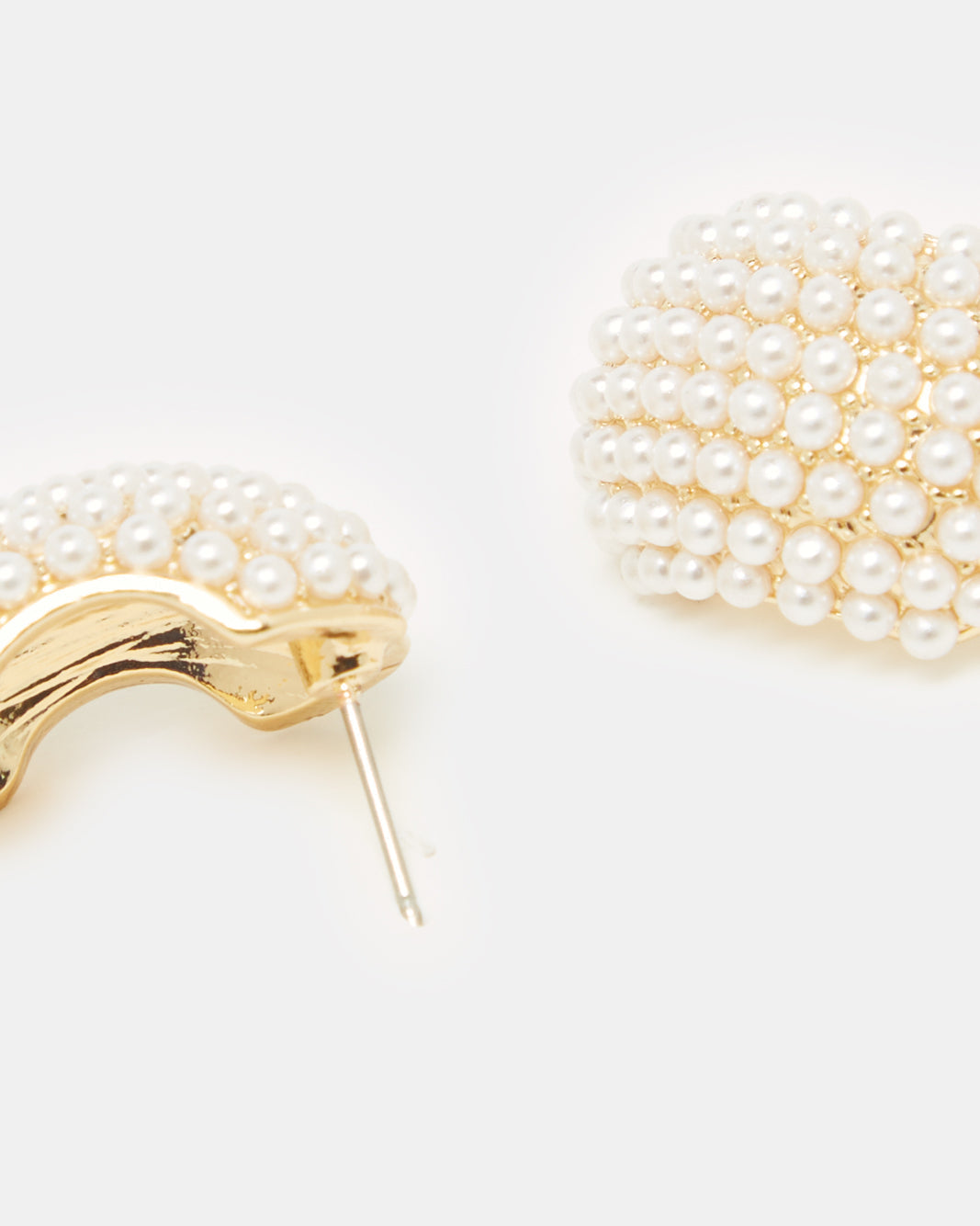 Women Gold  Embellished Earring
