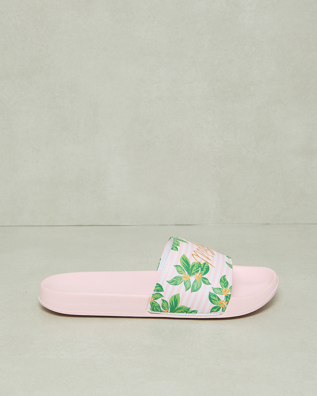 Women Pink Printed Slide