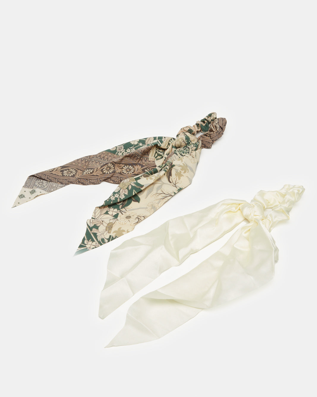 مجموعة ربطات شعر نسائية متنوعة (قطعتان)