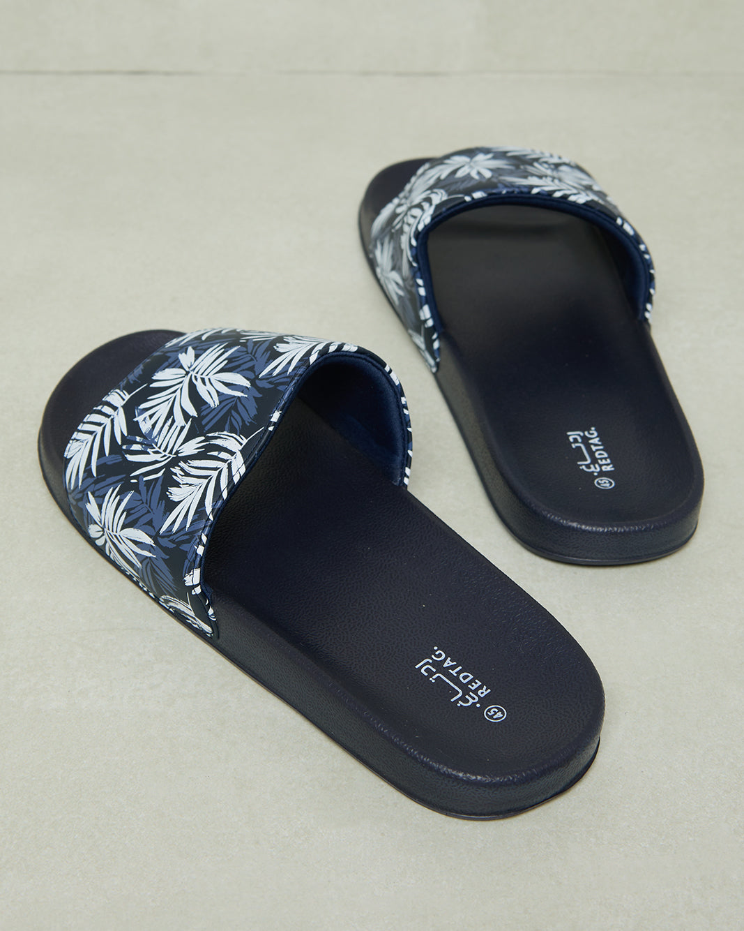 Men Blue Printed Slide