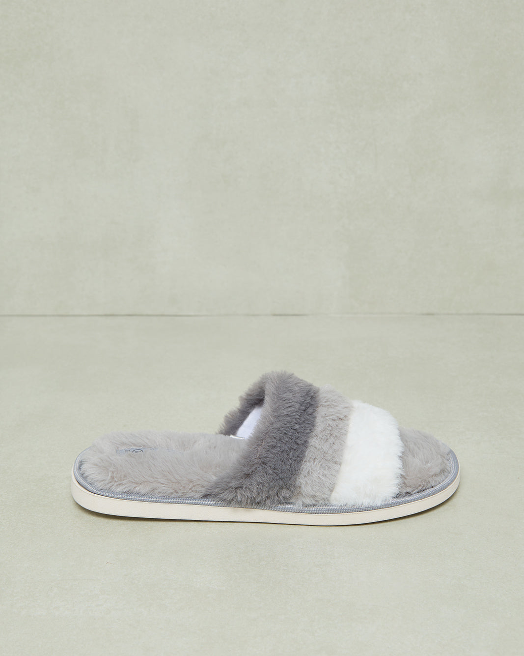 Women Grey Striped Fur Slipper